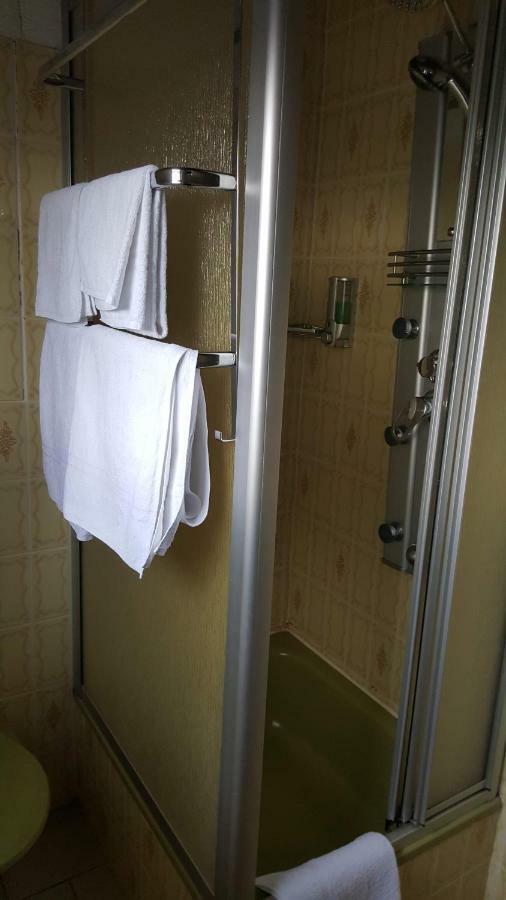 Black Bear Bikers Pub-Hotel Kempfeld エクステリア 写真