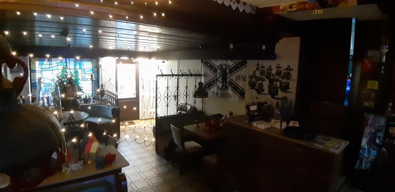 Black Bear Bikers Pub-Hotel Kempfeld エクステリア 写真